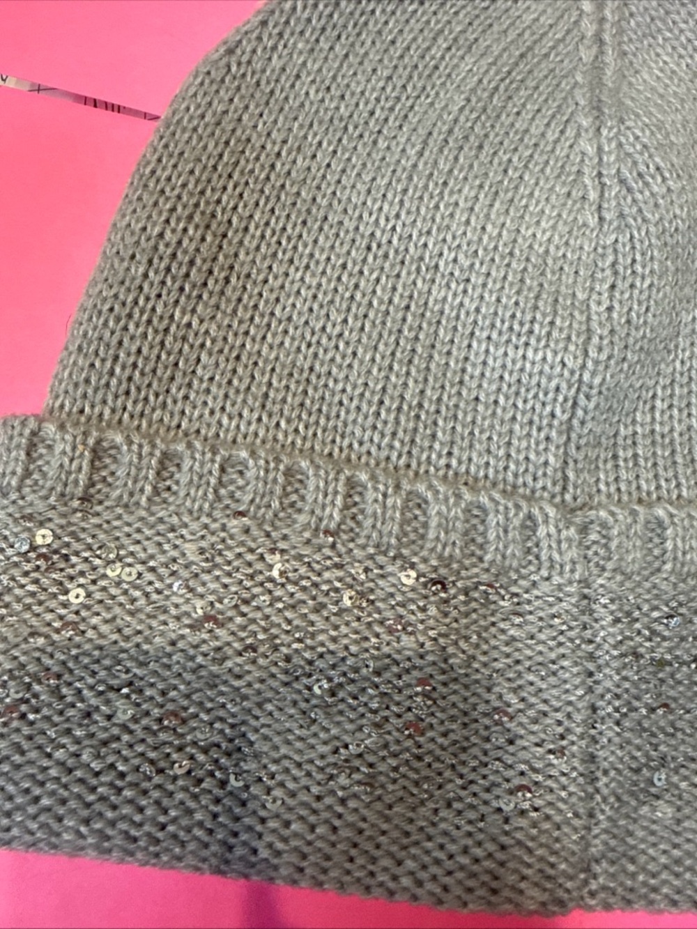 Michael Kors Access Grey Cuffed Beanie Silver Sequins Women's One Size $42 NWT - Picture 10 of 11